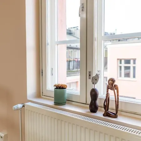 Daire Spacious With Private Sauna & Balcony! Helsinki