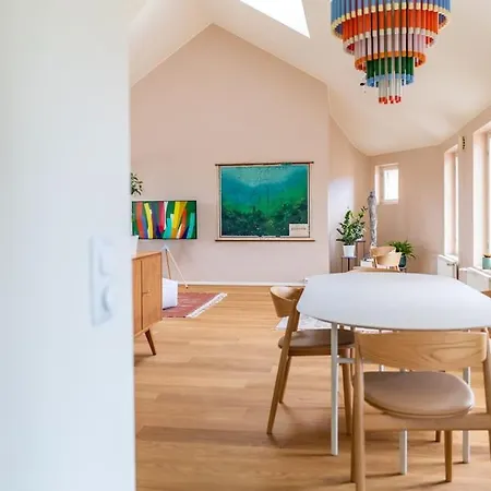 Daire Spacious With Private Sauna & Balcony! *